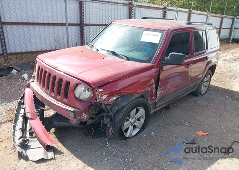 2017 Jeep Patriot Latitude 4X4 z USA, uszkodzony, nr VIN 1C4NJRFB5HD175350